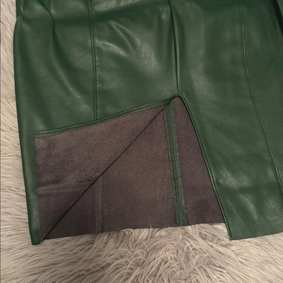 Express High Waisted Green Faux Leather Seamed Pencil Skirt Size 0 - Picture 5 of 12